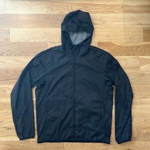 Lightweight Packable Uniqlo Windbreaker